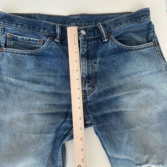 Levis Jeans Mens 34 x 30 Straight Leg Distressed Western Whiskering Faded Cowboy - Picture 15 of 16